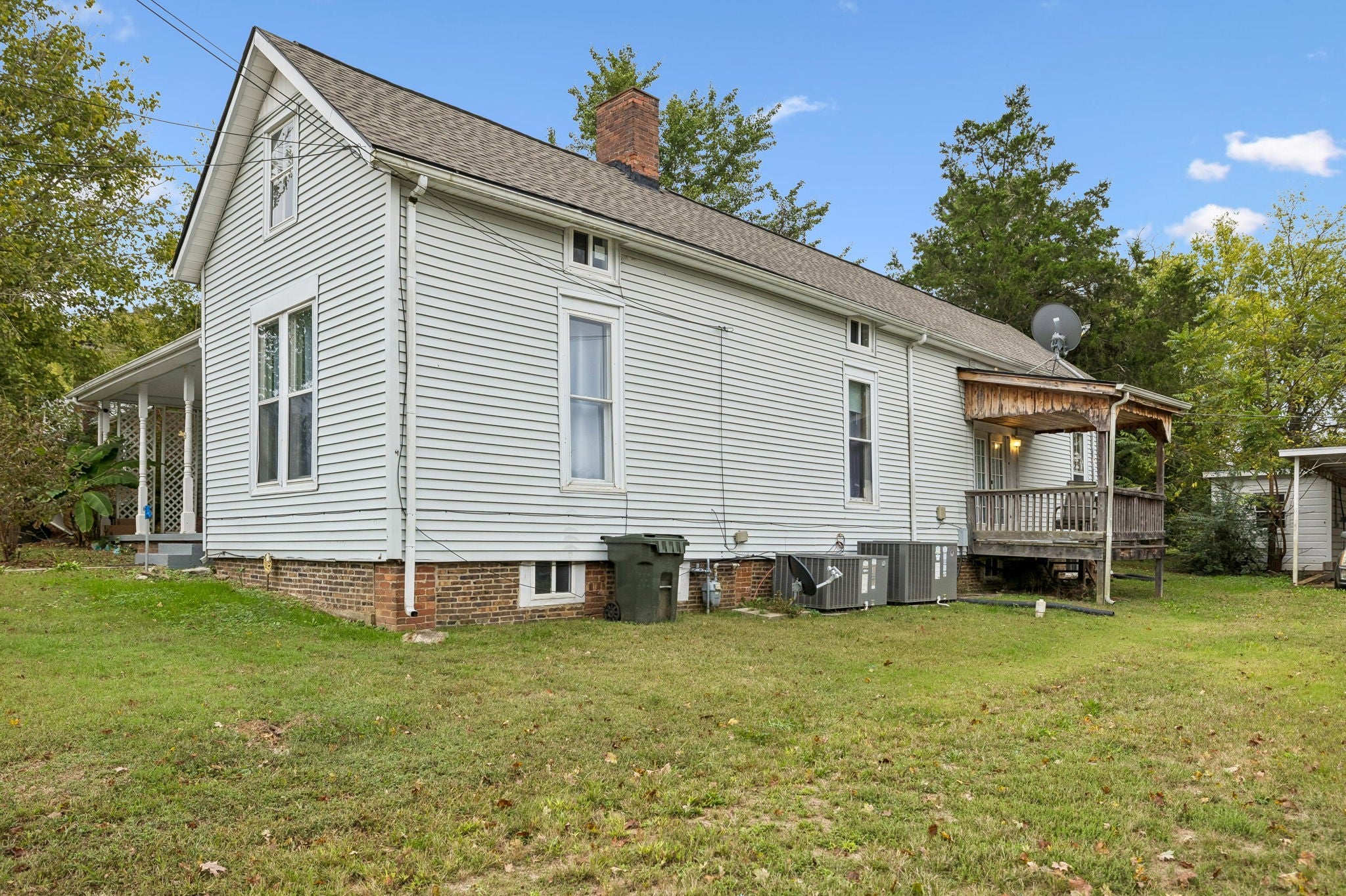 112 Morrison St