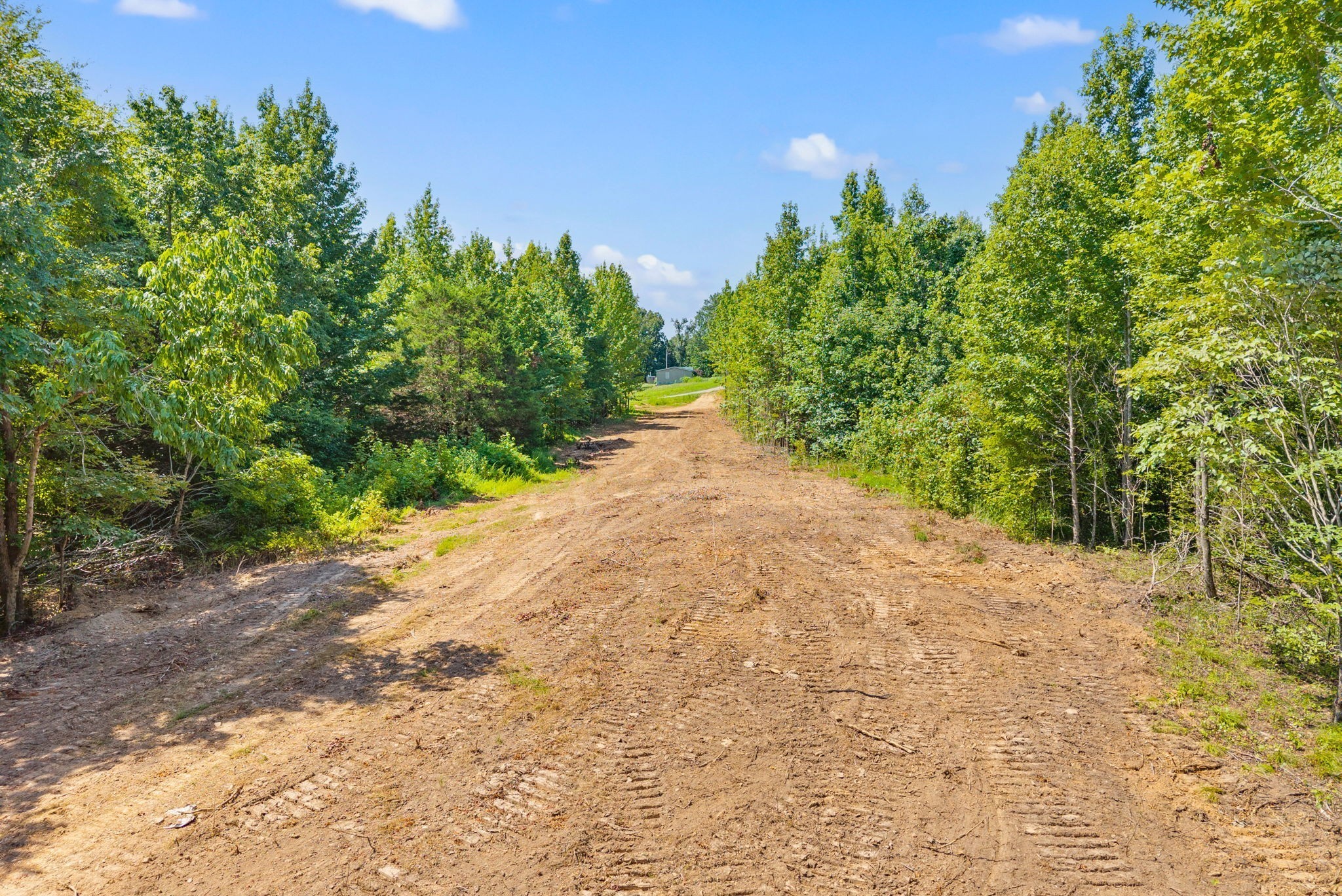 2 Lyle Hollow Rd