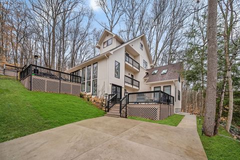 5010 Pine Hill Rd Nashville TN 37221