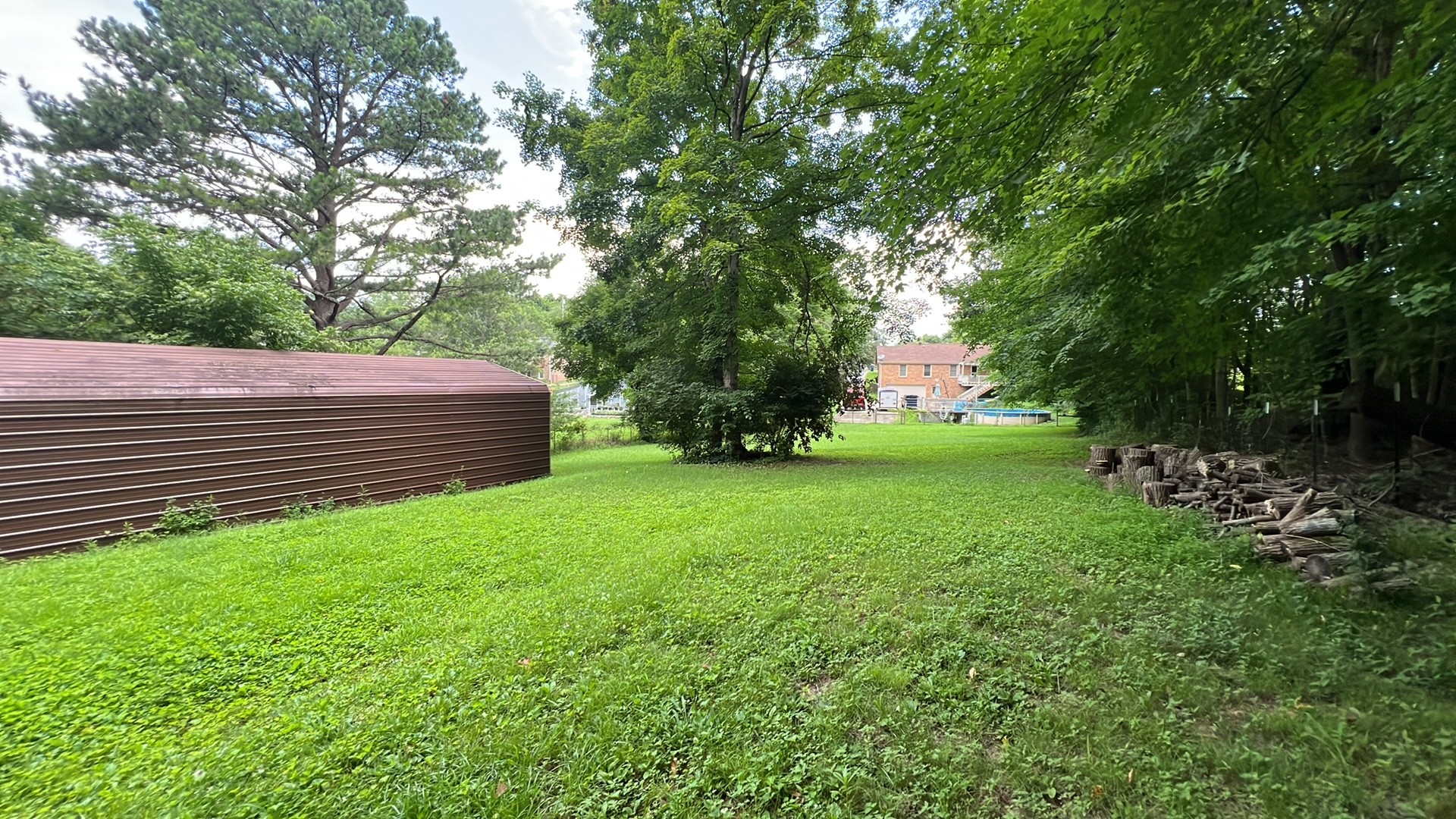 712 Rossview Rd