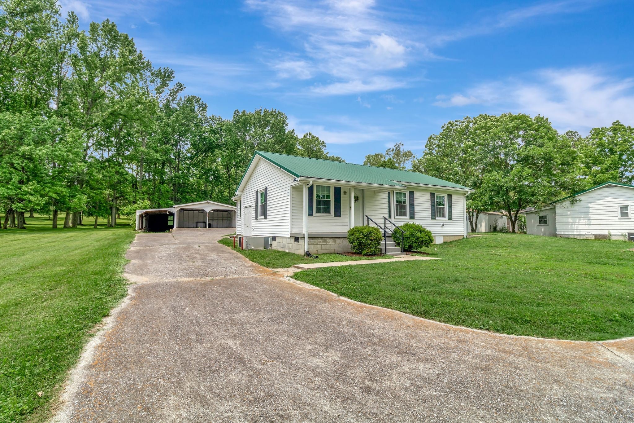 5039 Wilson Pike