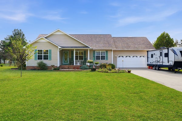 1608 PARKER RD, MANCHESTER, TN 37355 - Image eca87ce8d8e56c8cdc2e176b4fc95d45/2869584126