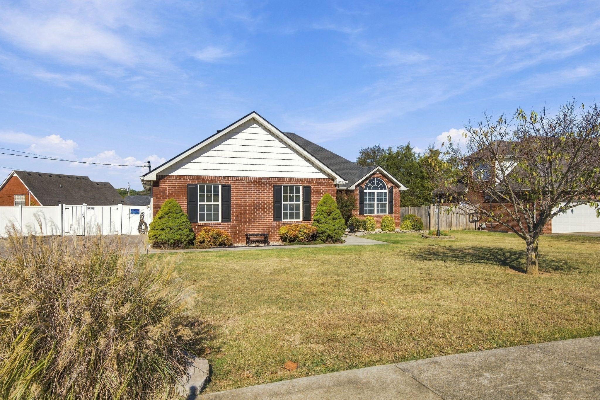 3132 Lamura Ln