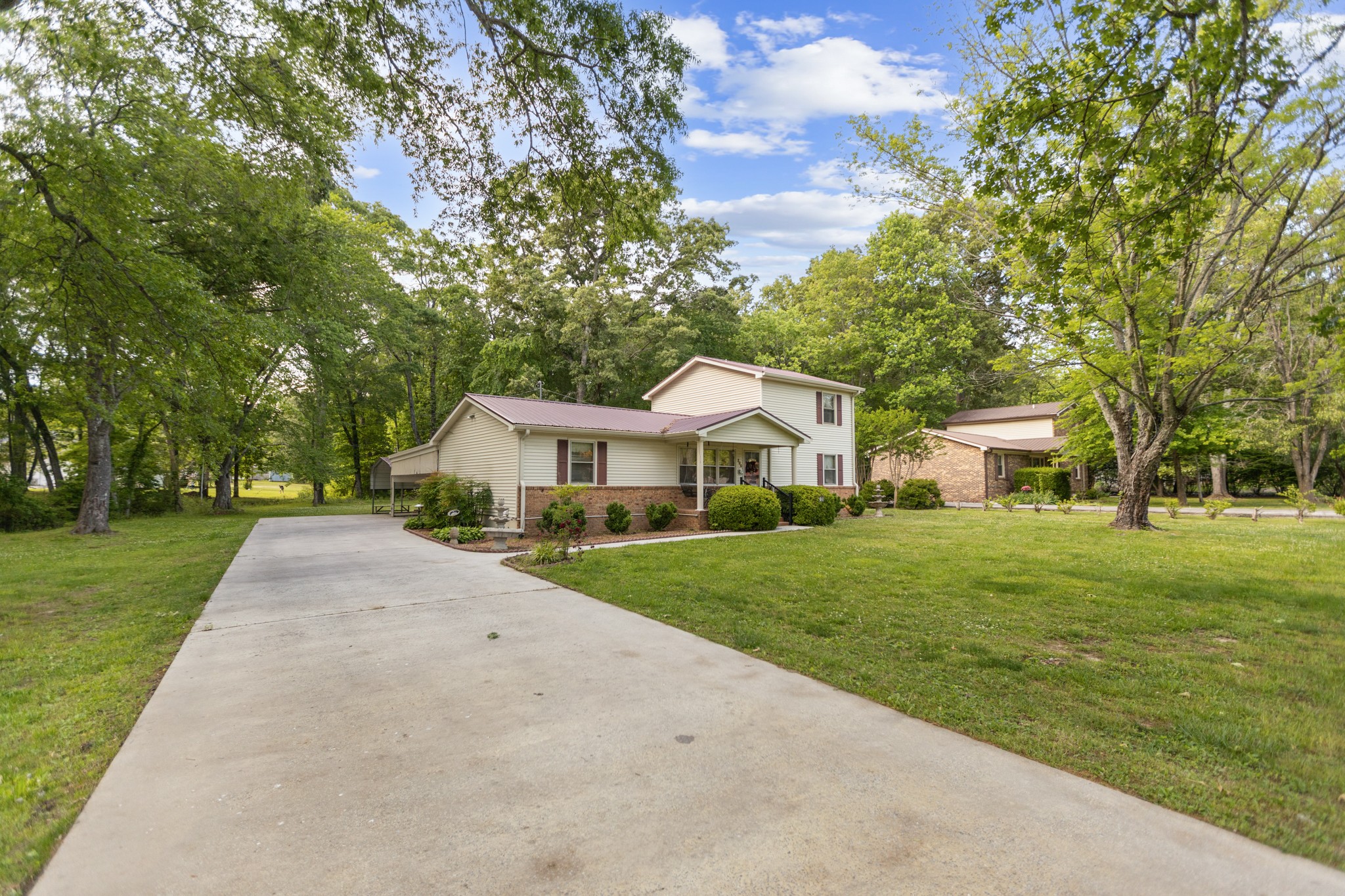 206 Inglewood Dr