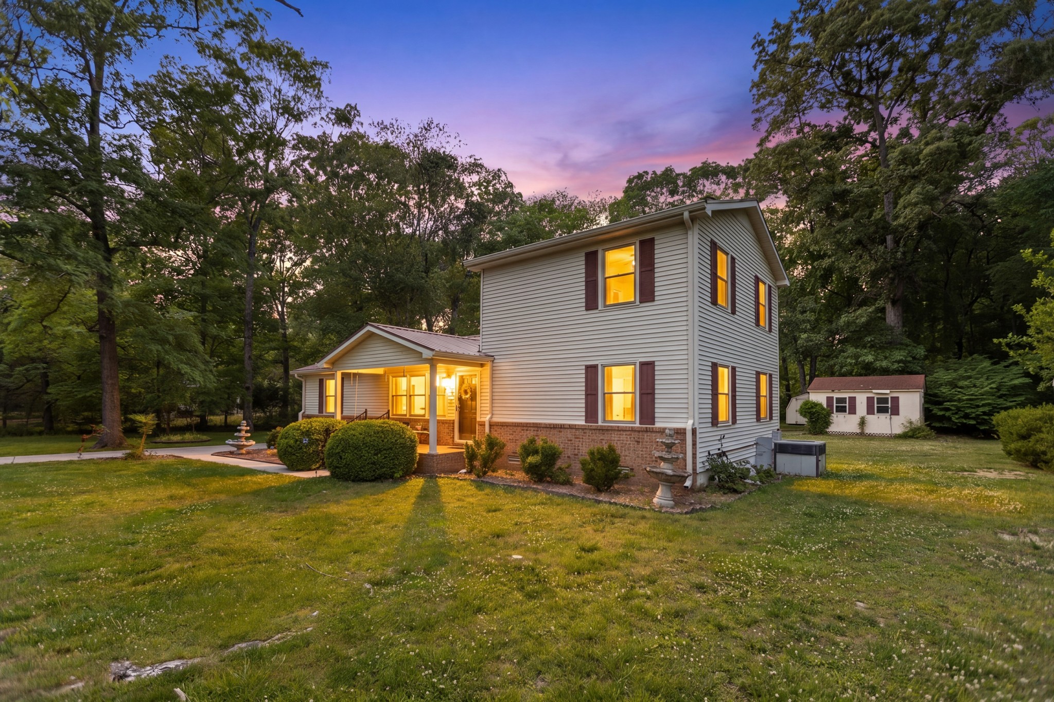 206 Inglewood Dr