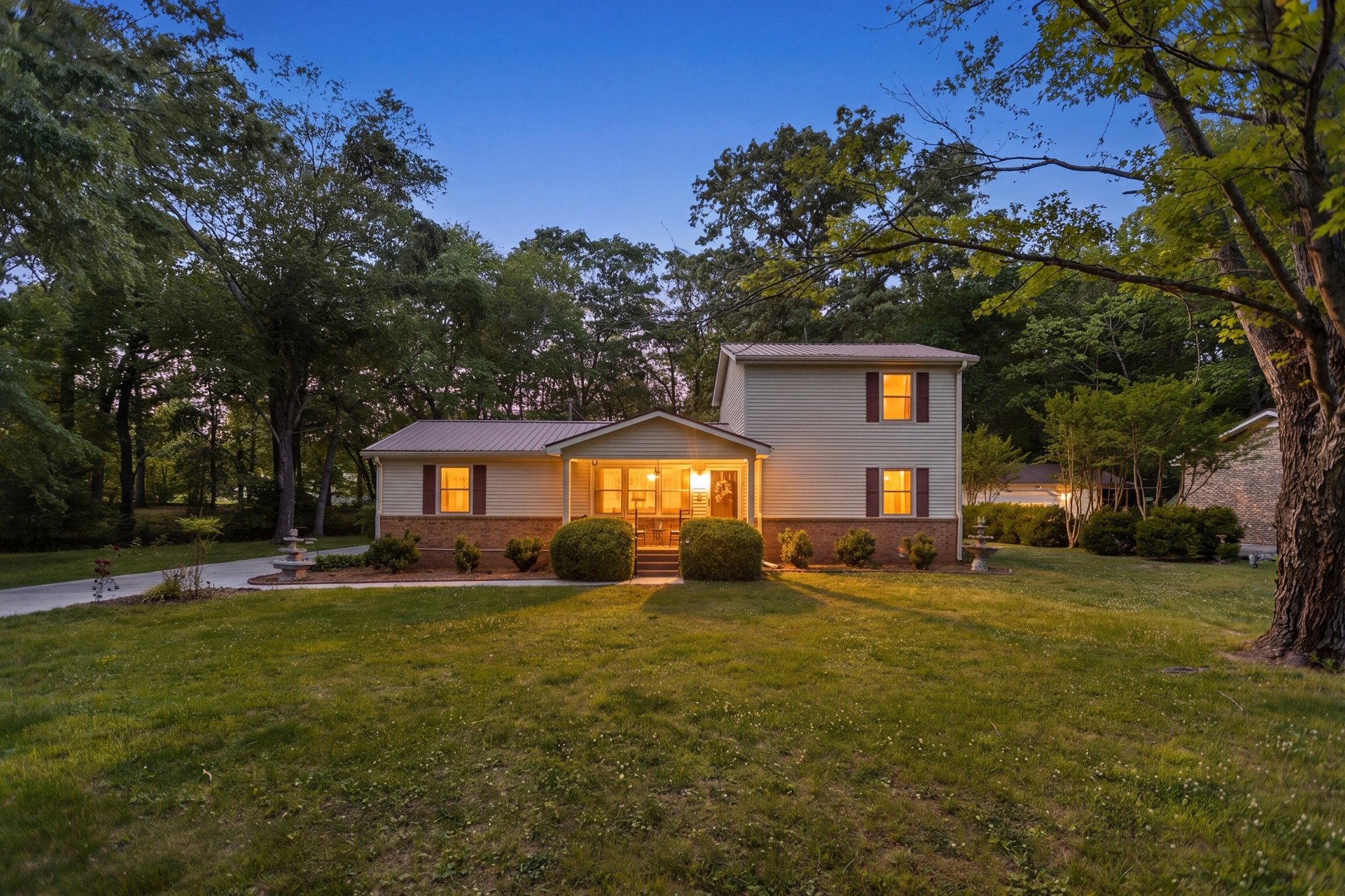 206 Inglewood Dr