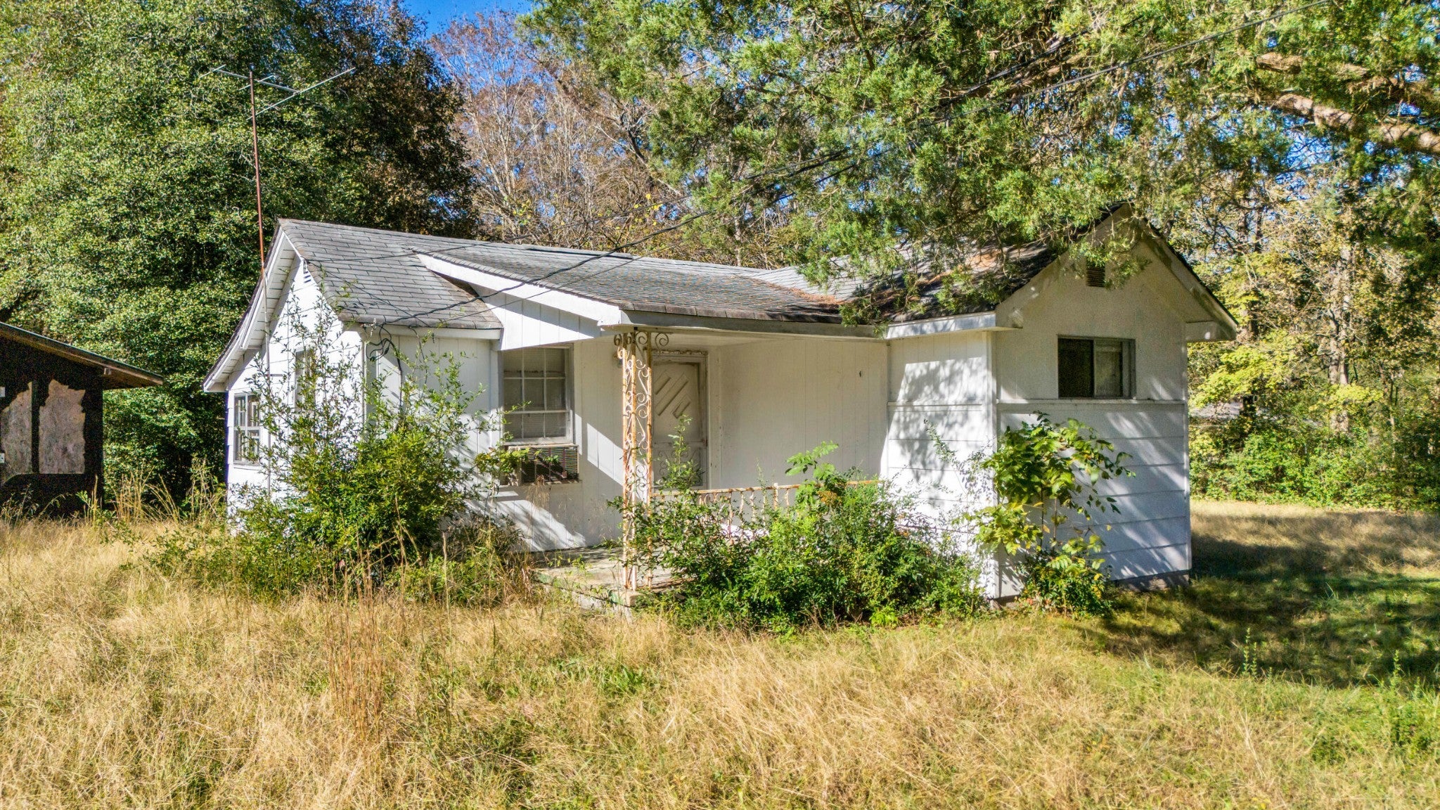 6807 Levi Road