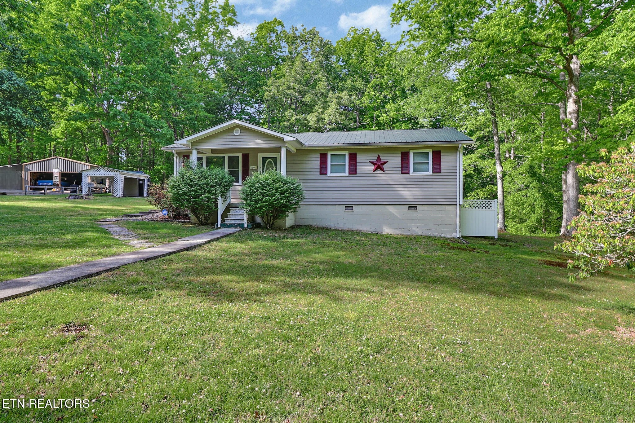 149 Horseshoe Circle
