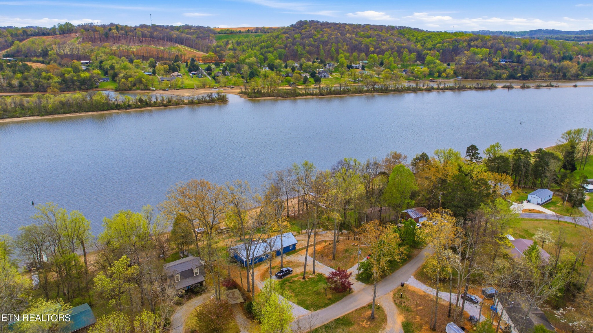 269 Lakeshore Vista Drive