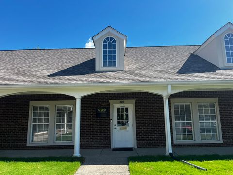 3326 Aspen Grove Dr Franklin TN 37067