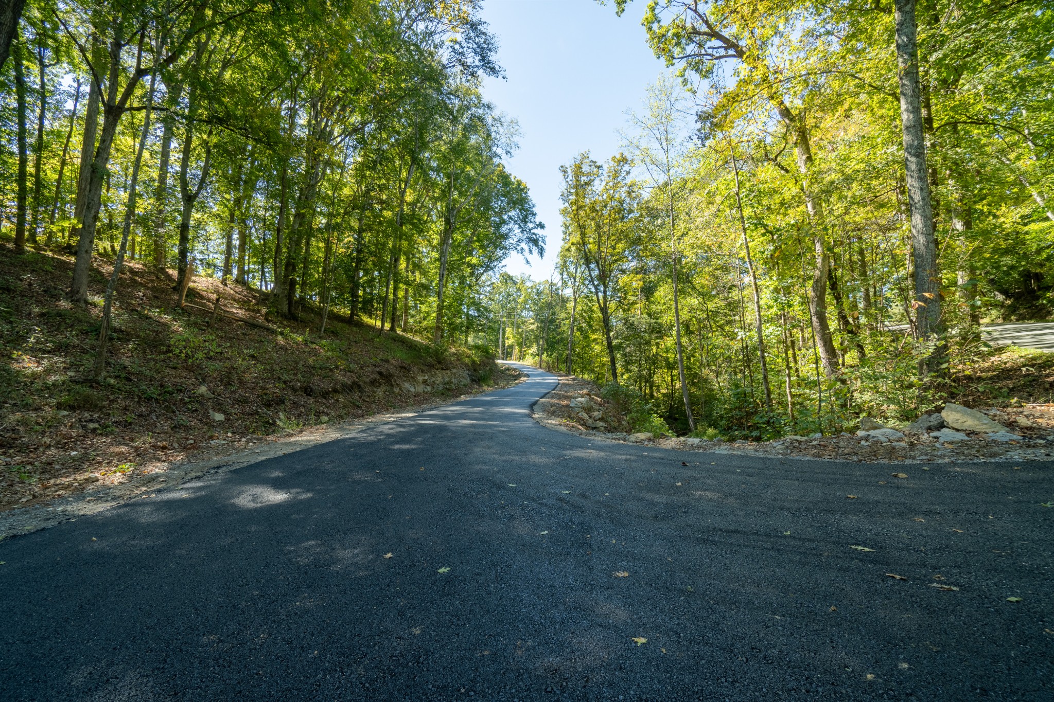 7039 Hall Rd