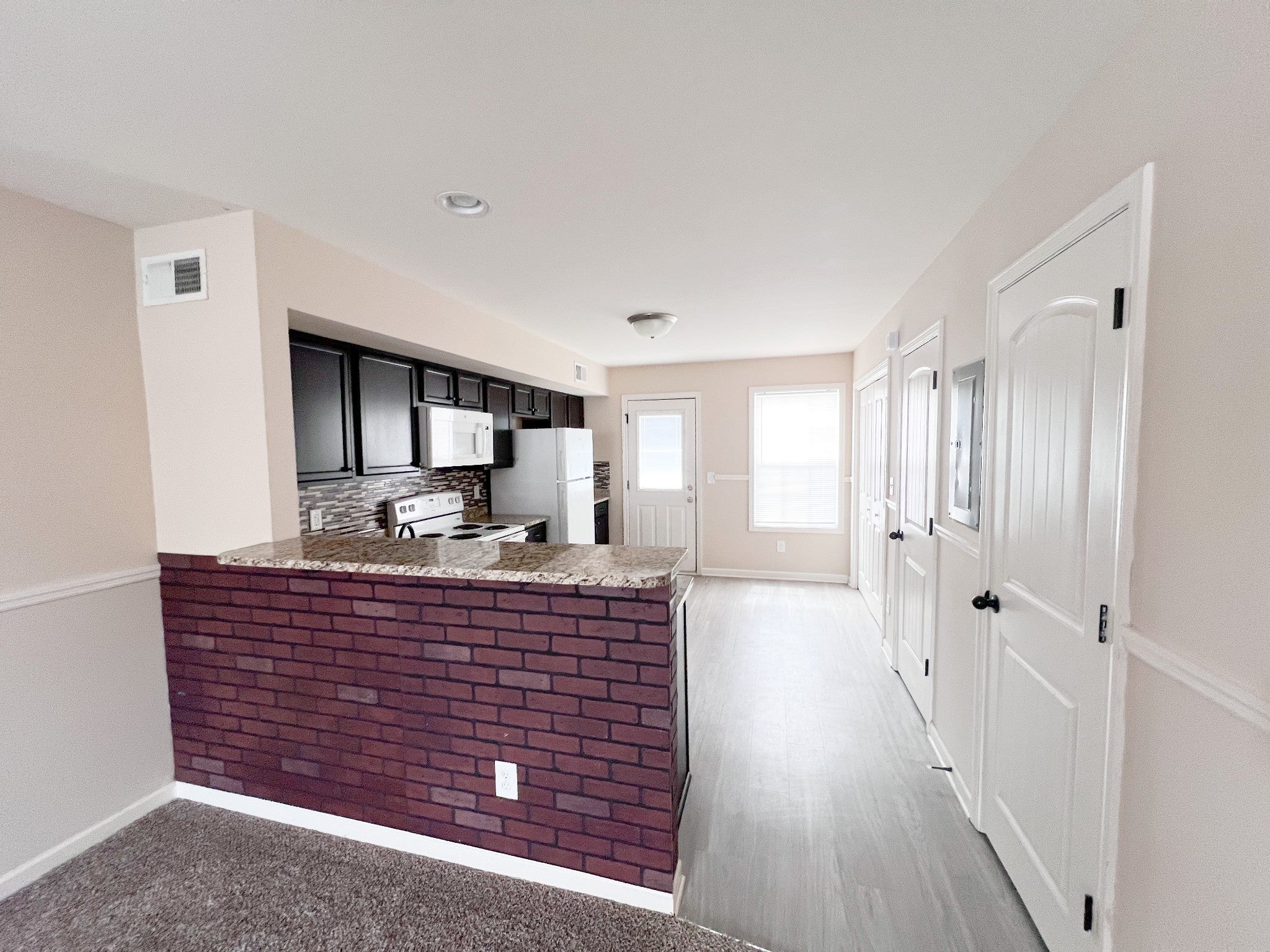 2279 McCormick Ln C