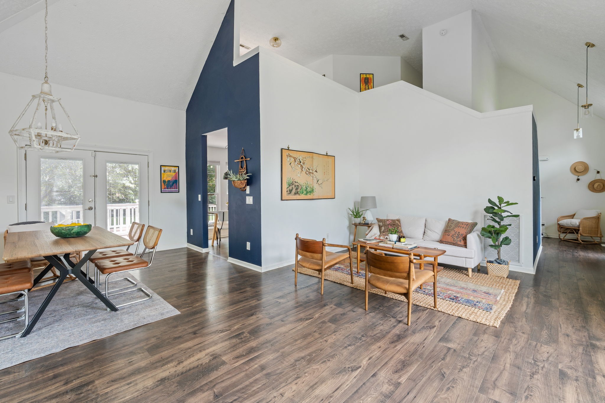 305 Poplar Hill Ct