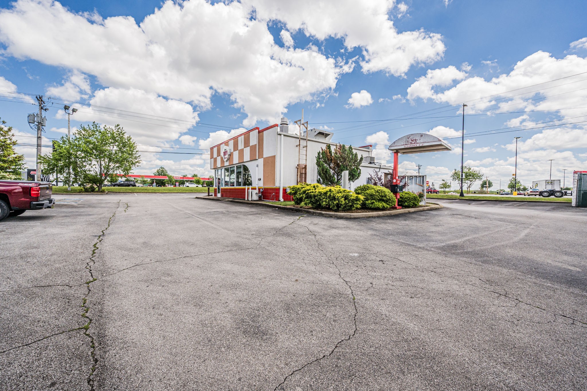 1442 Nashville Rd