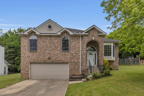 916 Split Oak Dr Antioch TN 37013