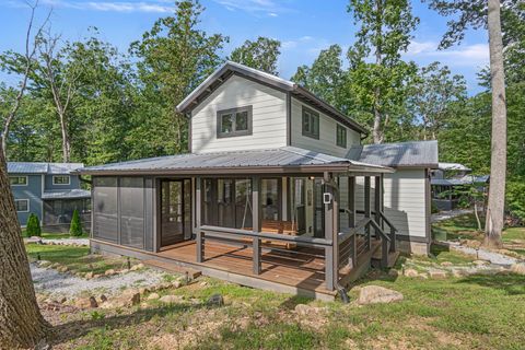 232 Waters Edge Way Tracy City TN 37387