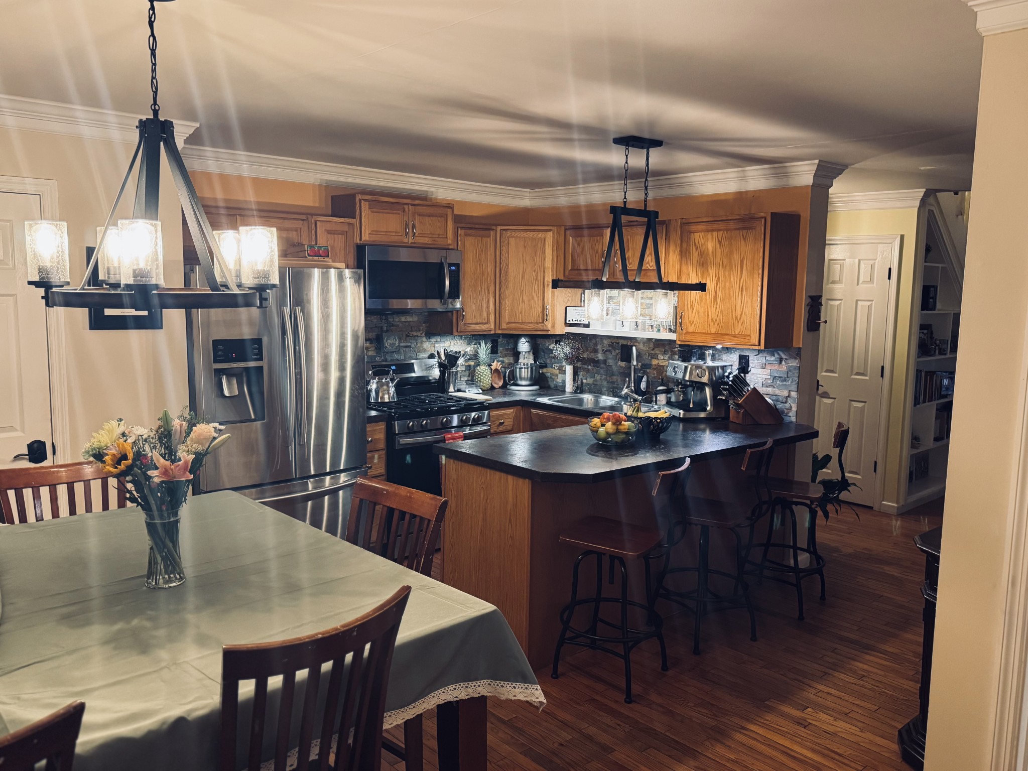 7061 E Plunders Creek Rd