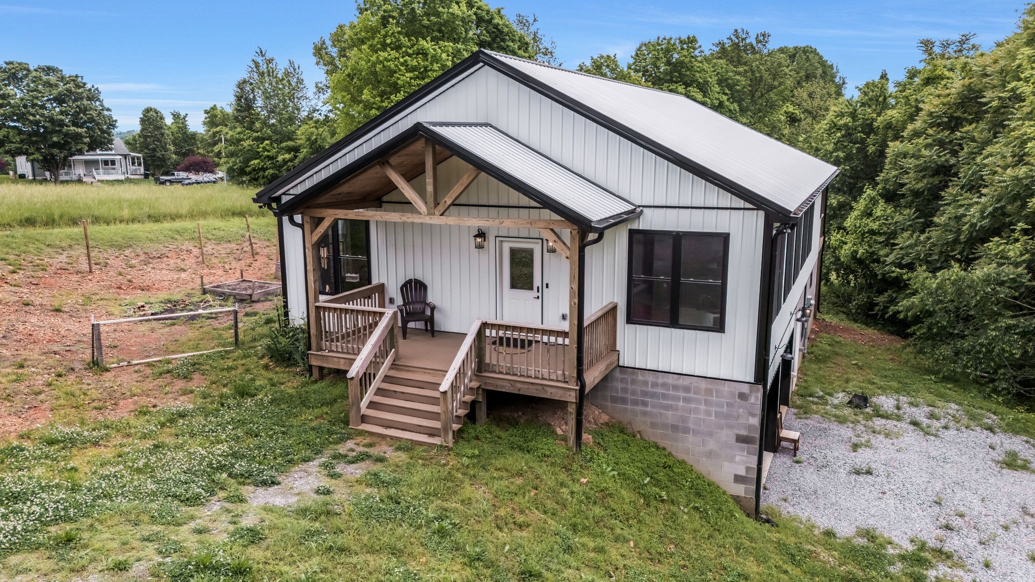1157 Noah Reeves Rd