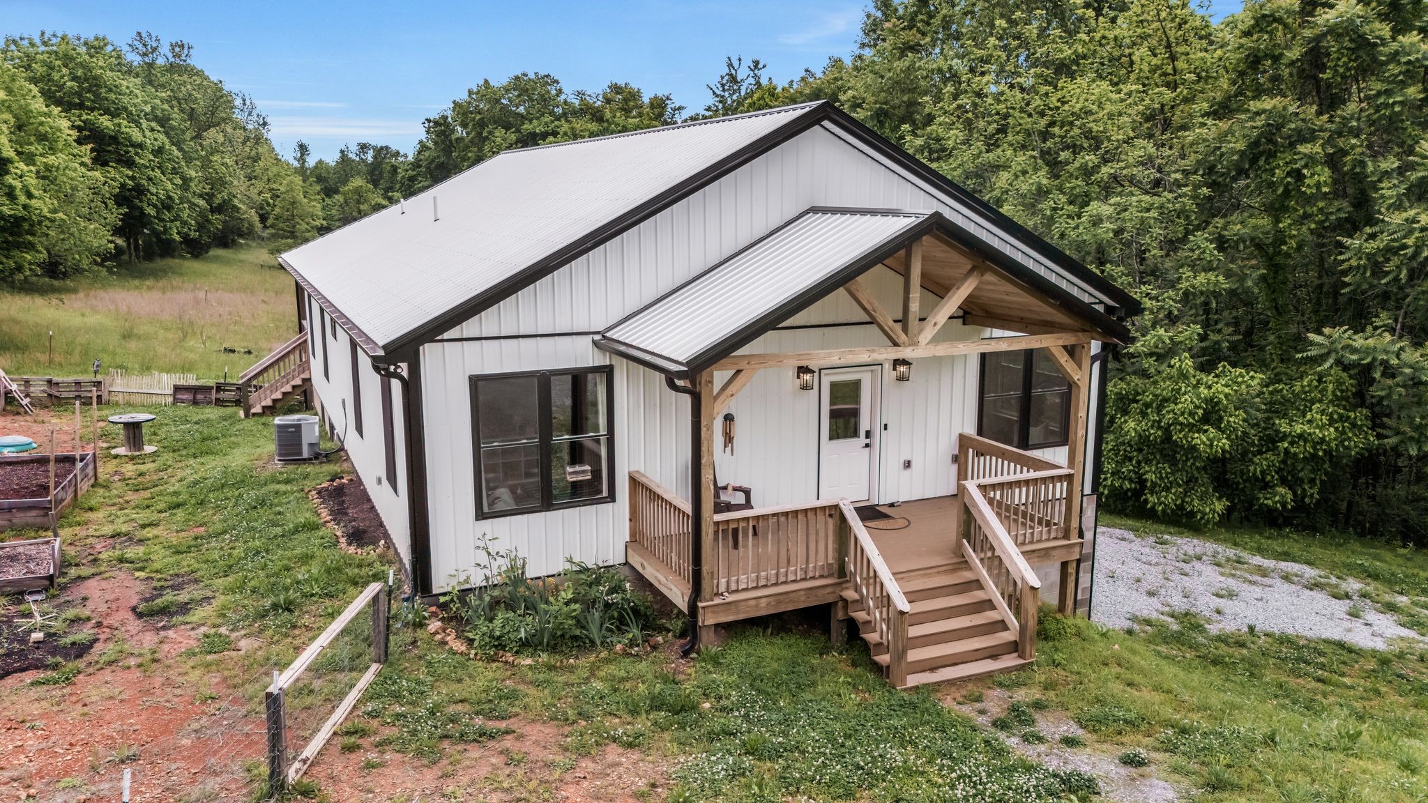 1157 Noah Reeves Rd