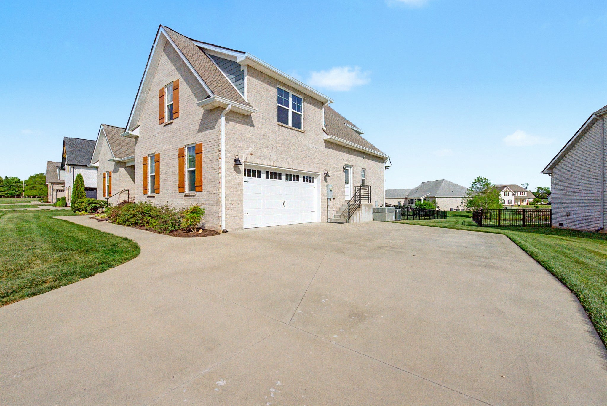 413 Sheas Way