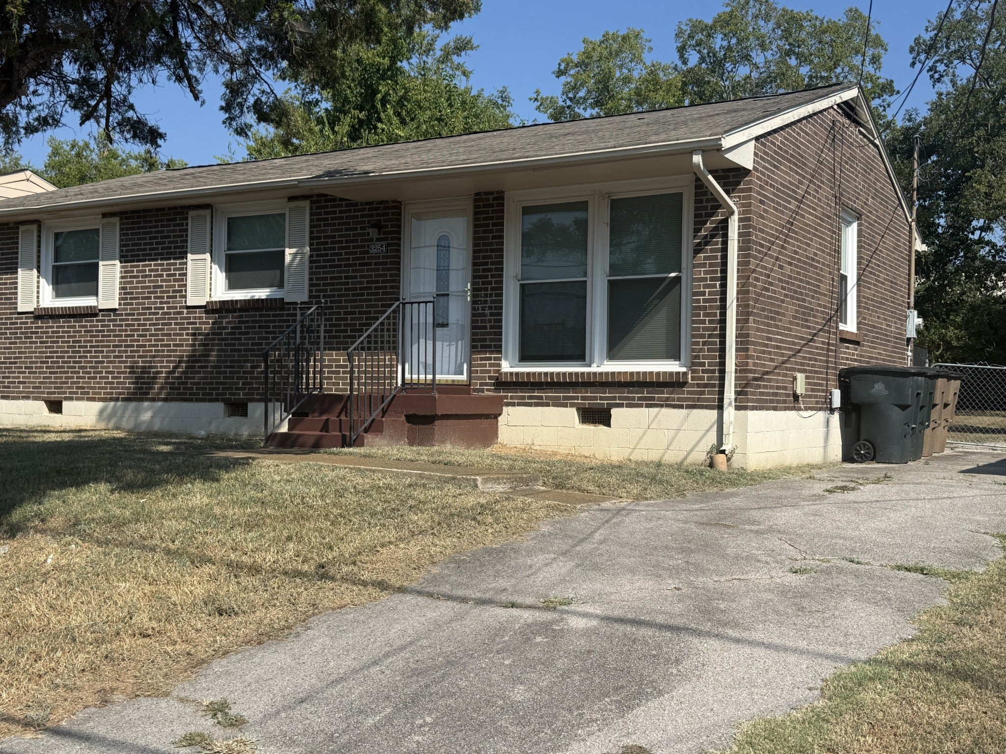 3254 Hinkle Dr