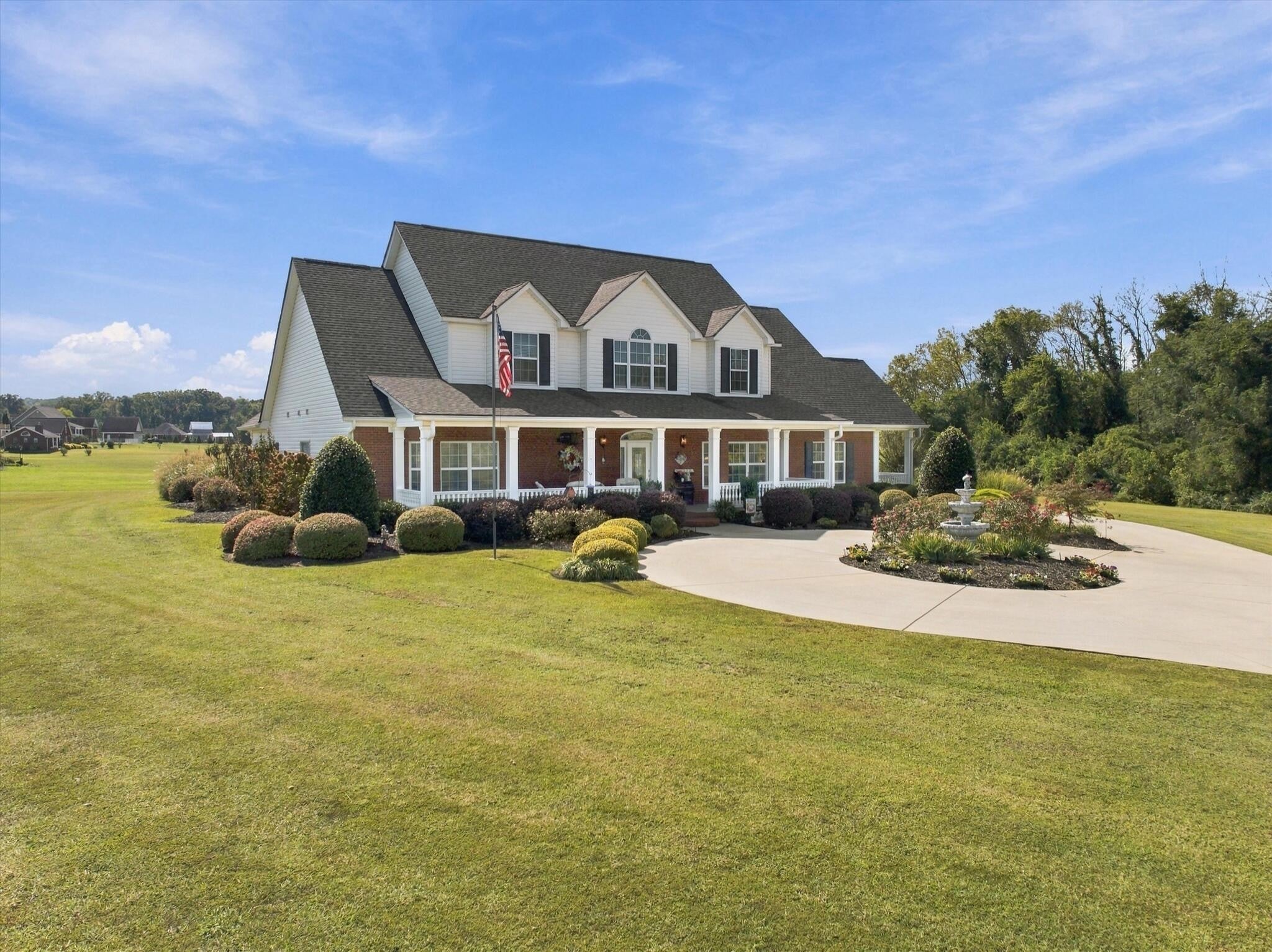 417 Twin Cedars Road
