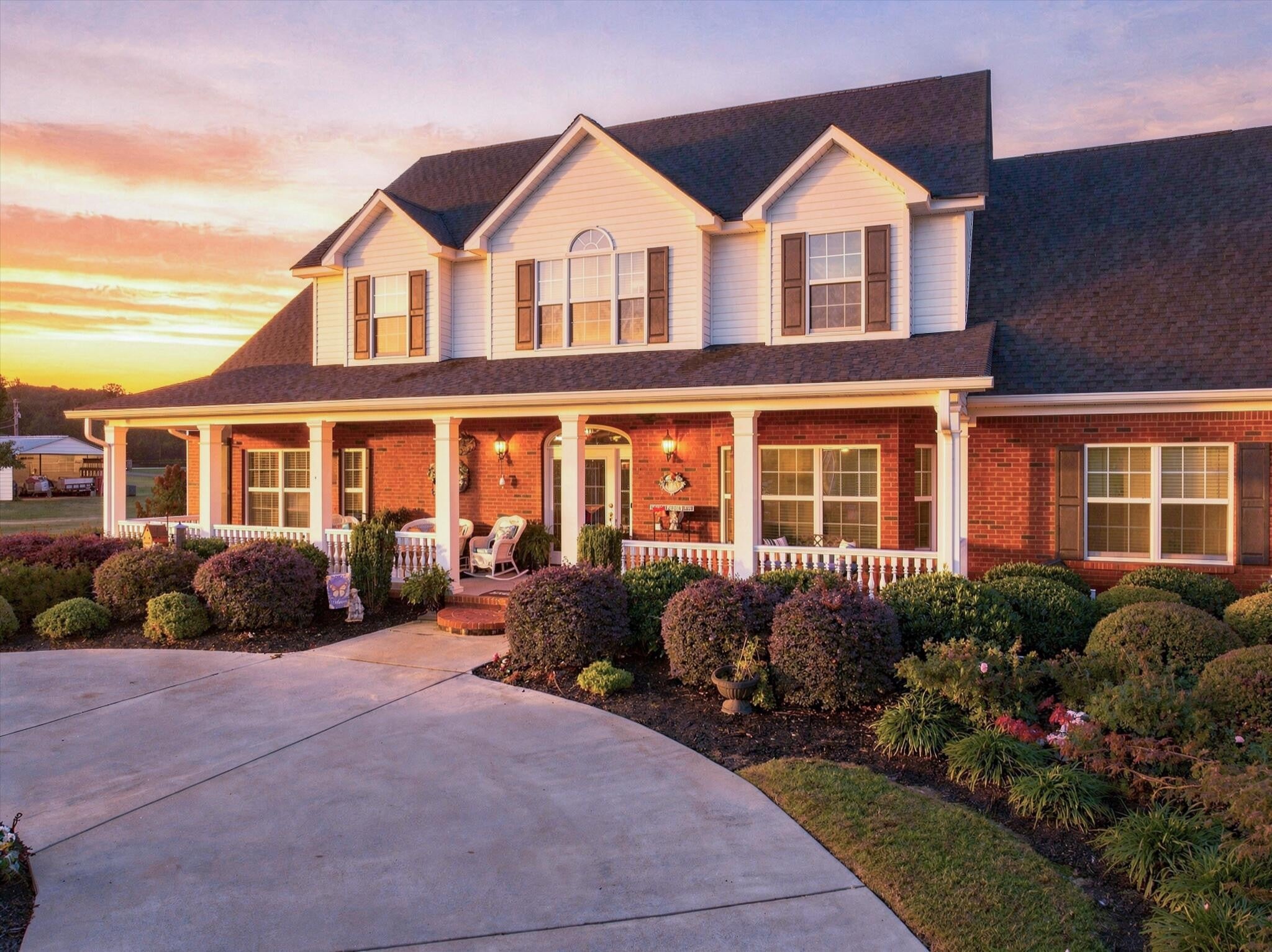 417 Twin Cedars Road