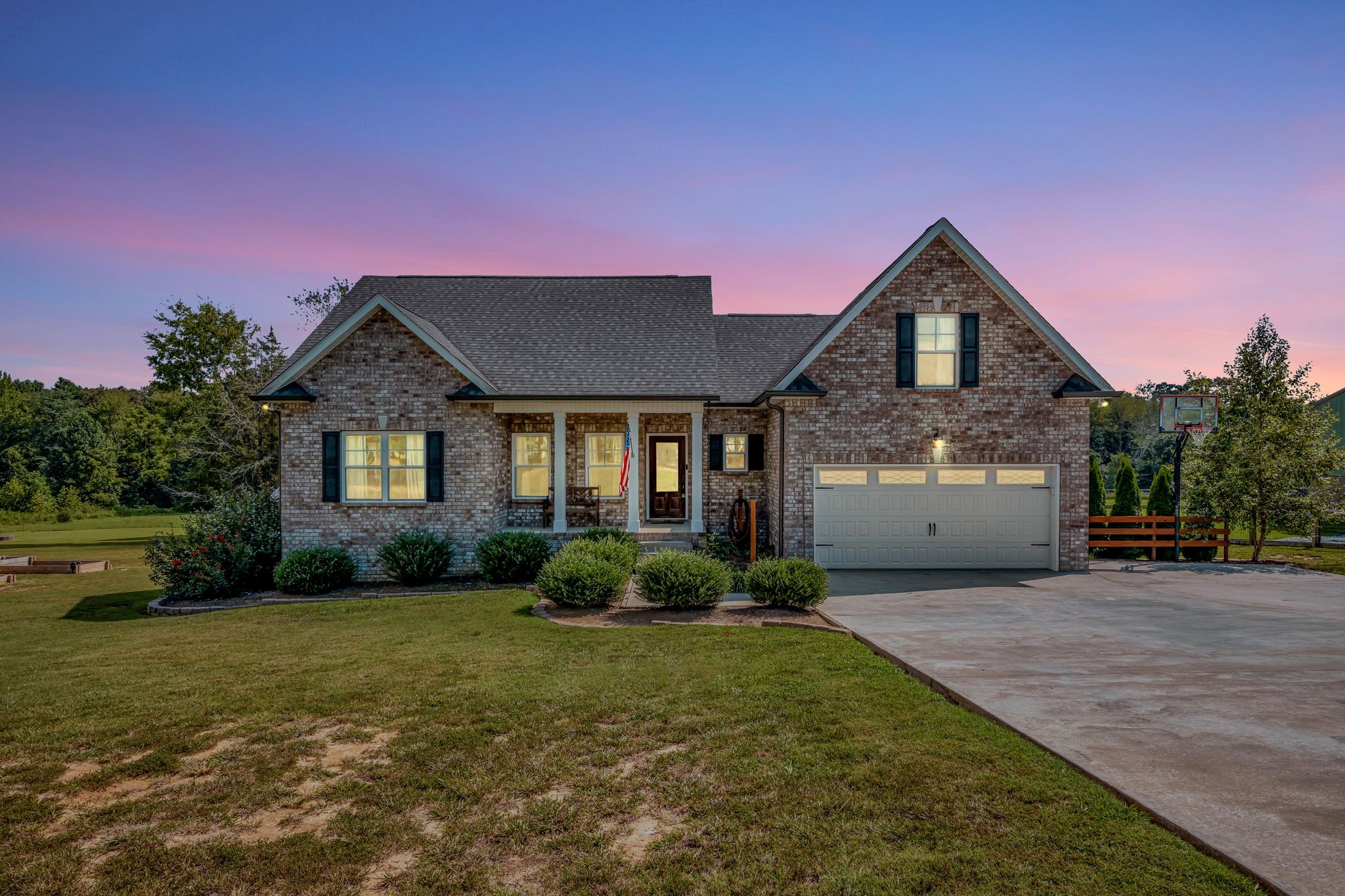 1034 Hayshed Rd
