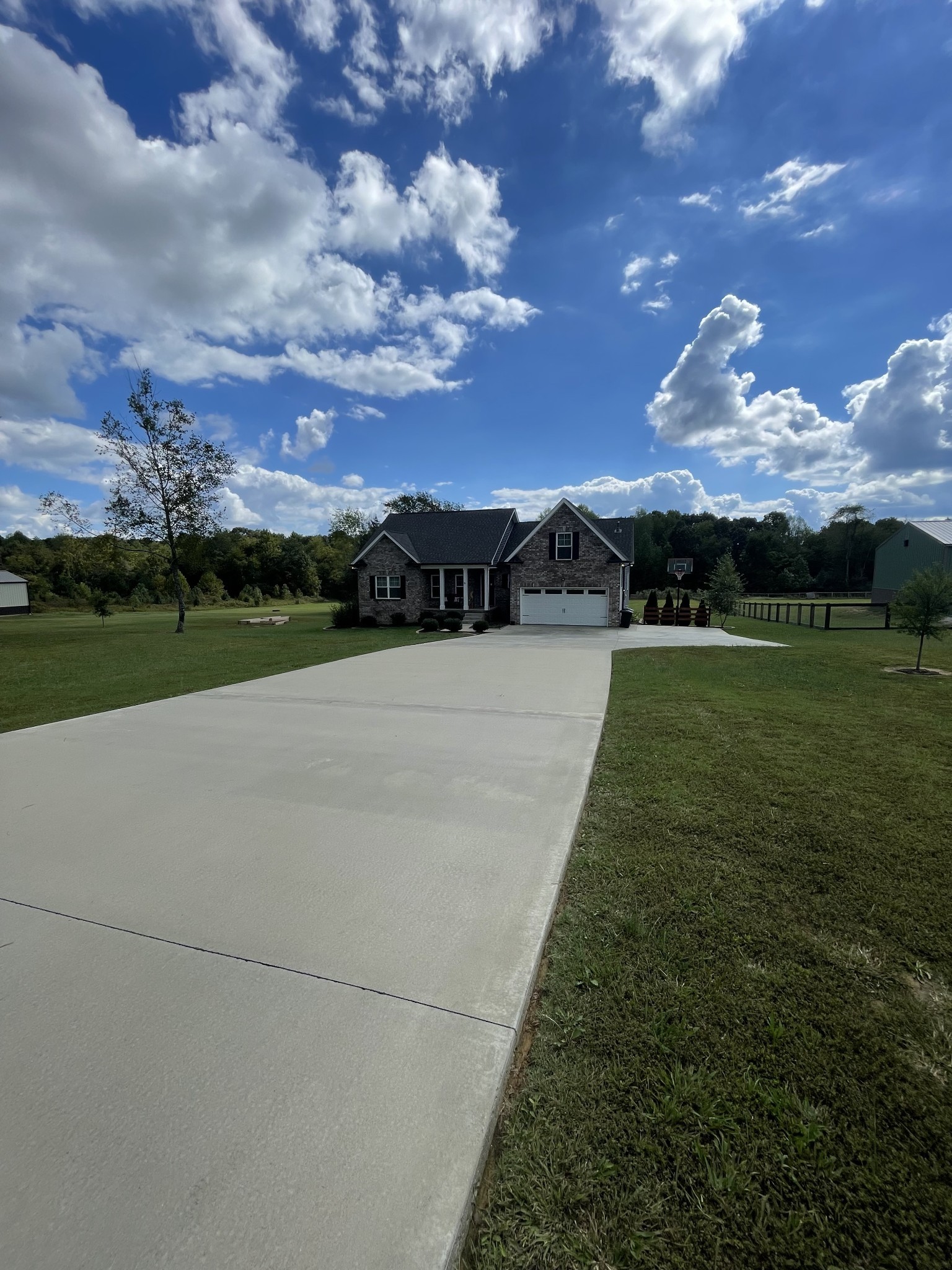 1034 Hayshed Rd