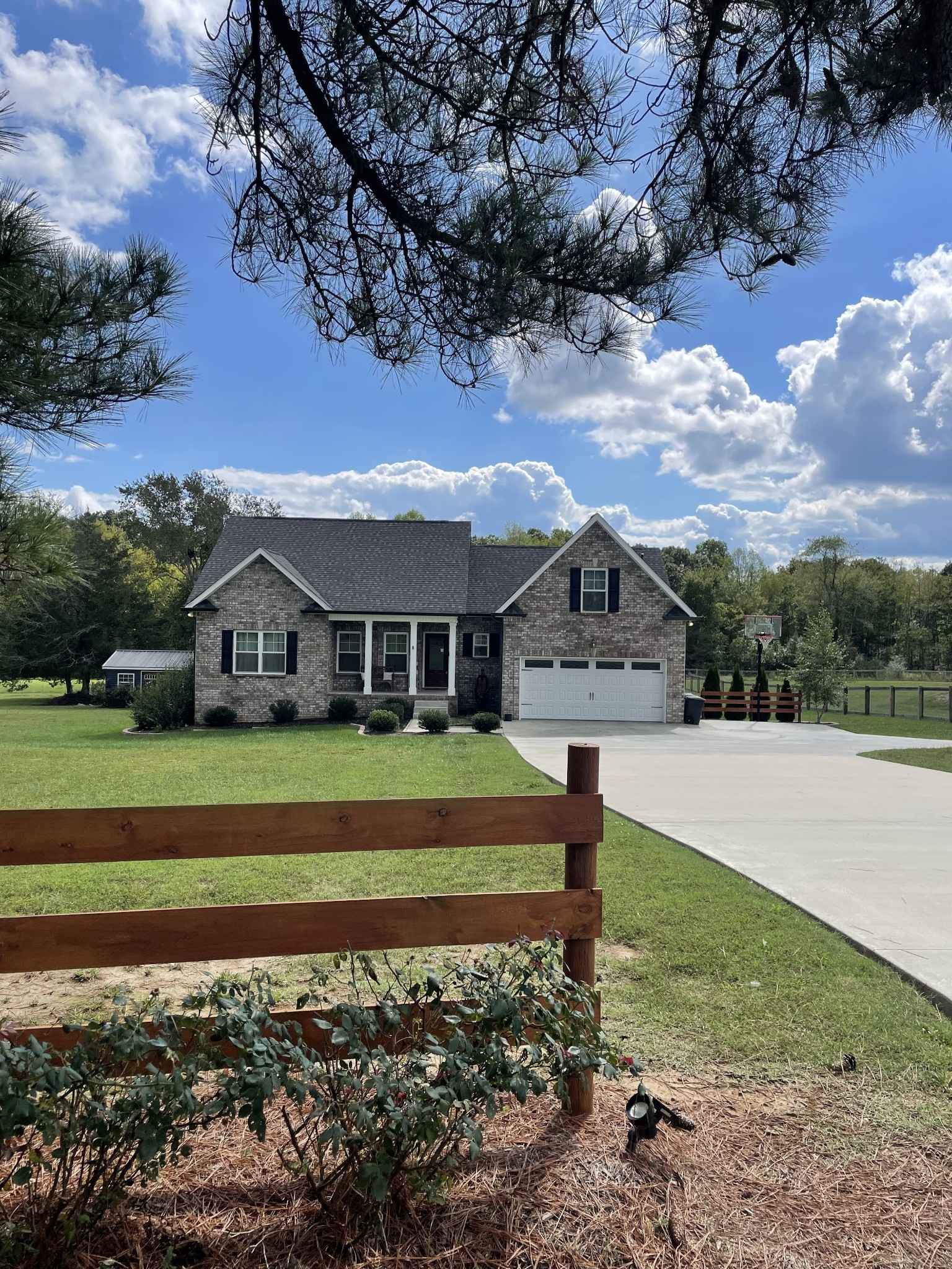 1034 Hayshed Rd