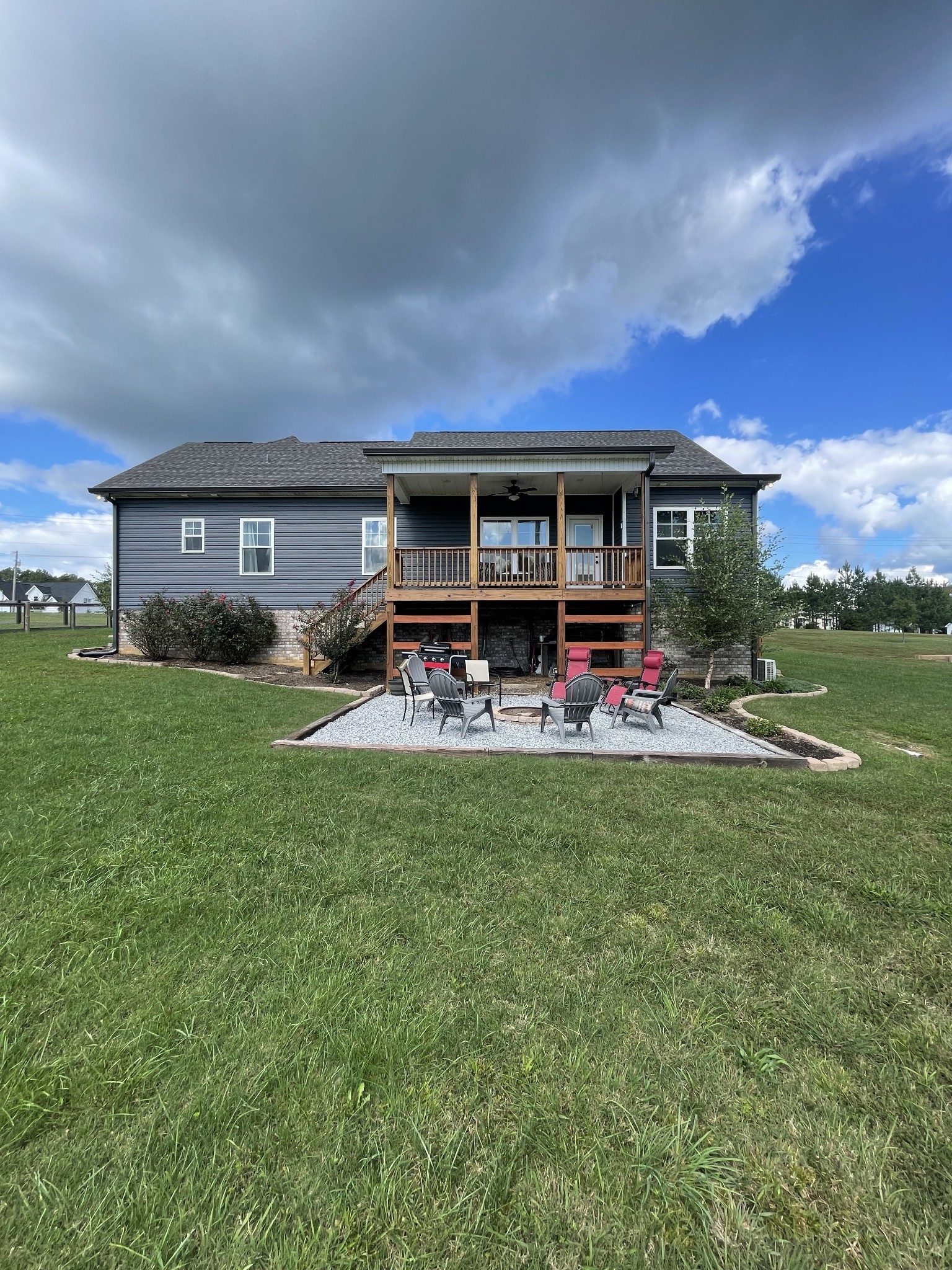 1034 Hayshed Rd