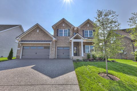 2235 Rockweather Ct Murfreesboro TN 37128