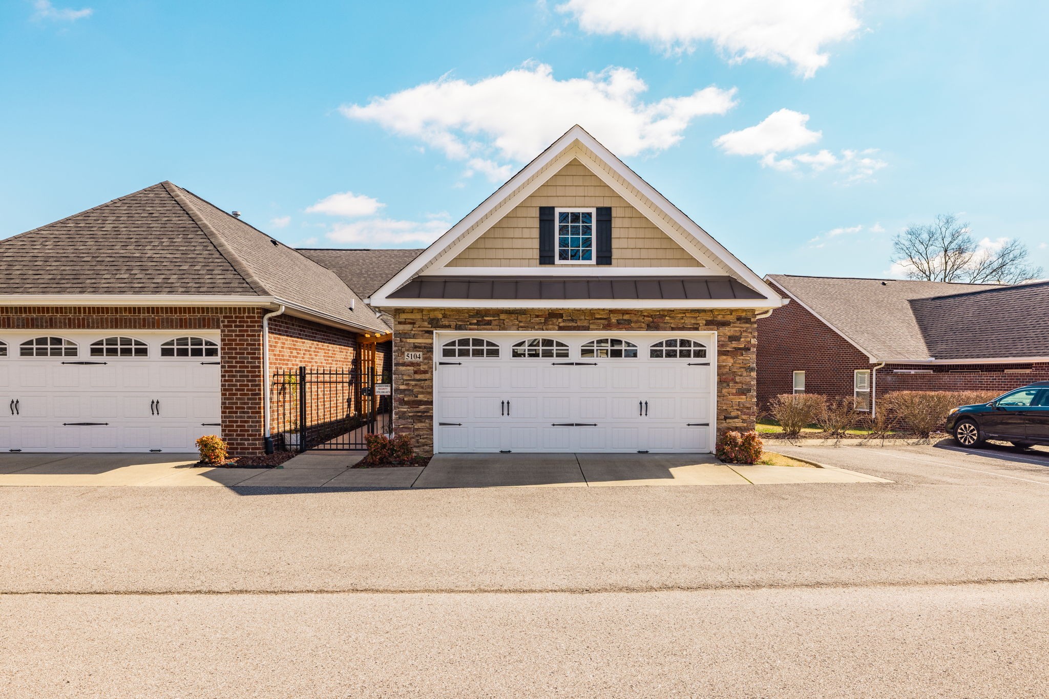 395 Devon Chase Hl 5104