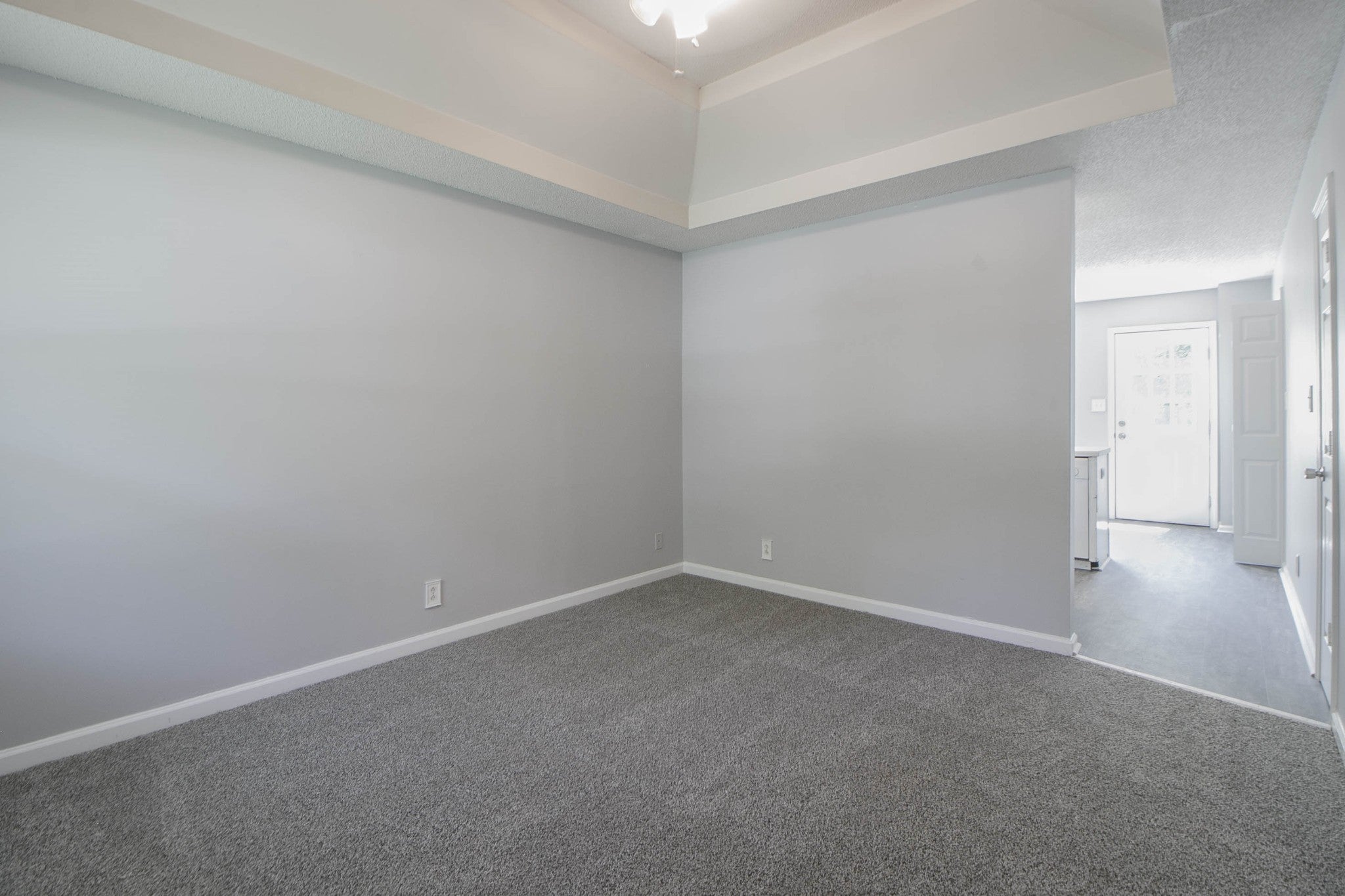 571 Garnet Drive