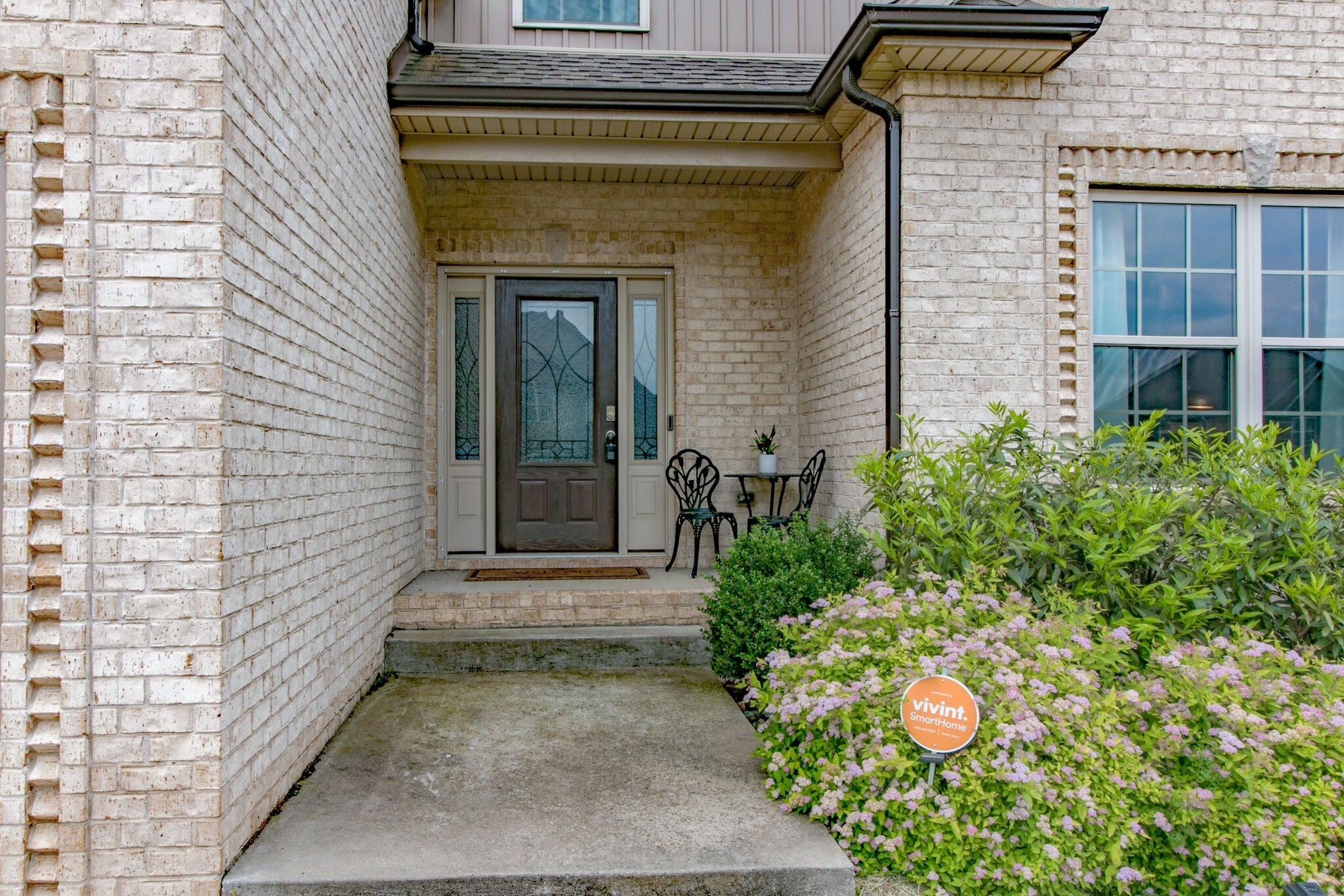 1126 Hilliard Ln