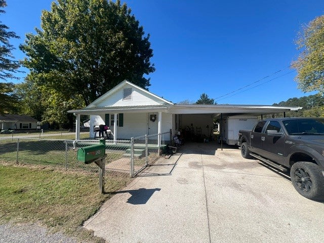 108 Merideth Ave