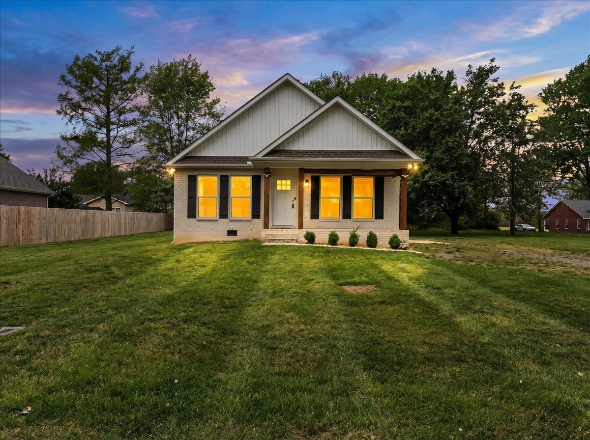 829 Luttrell Ave