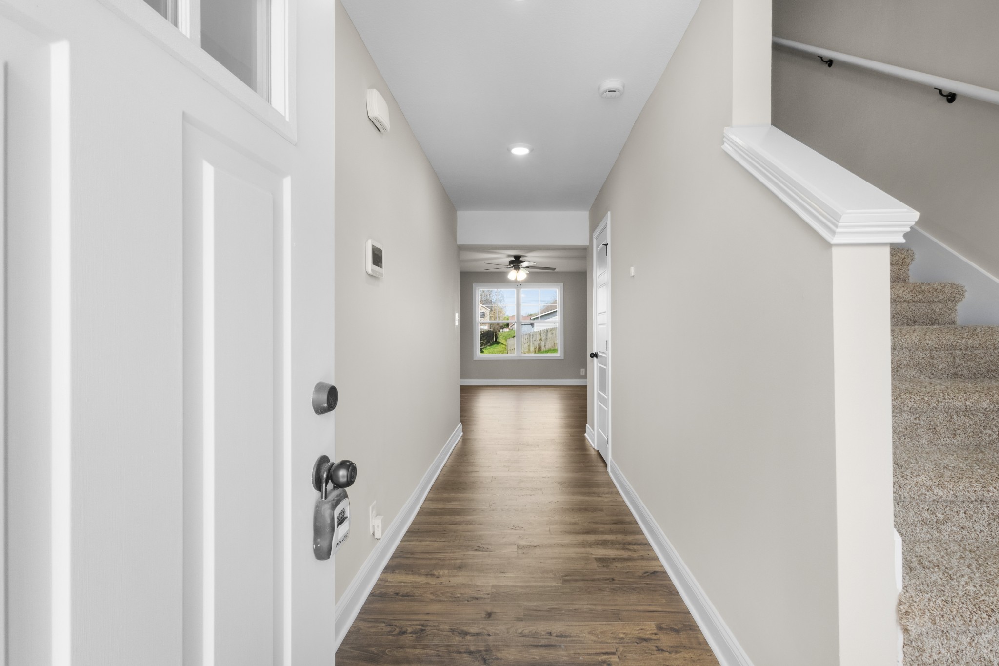 Clarksville, Tennessee 37042, United States, 3 Bedrooms Bedrooms, ,3 BathroomsBathrooms,Residential,Active,49076