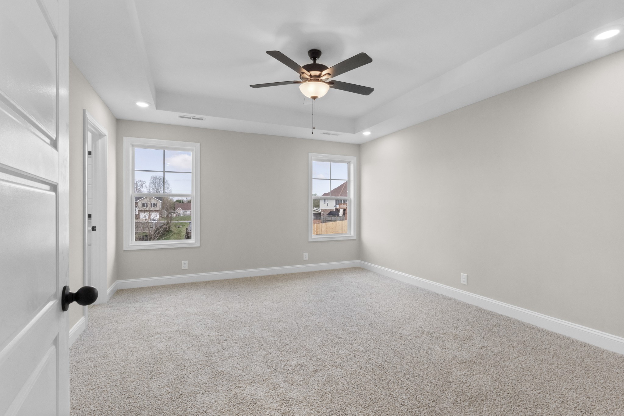 Clarksville, Tennessee 37042, United States, 3 Bedrooms Bedrooms, ,3 BathroomsBathrooms,Residential,Active,49076