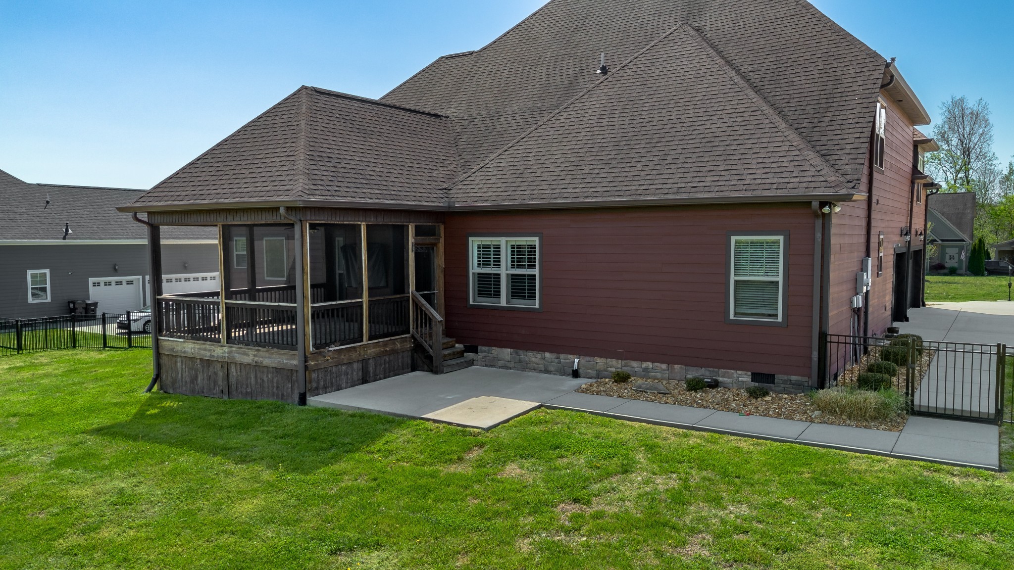 3053 Wedgewood Dr