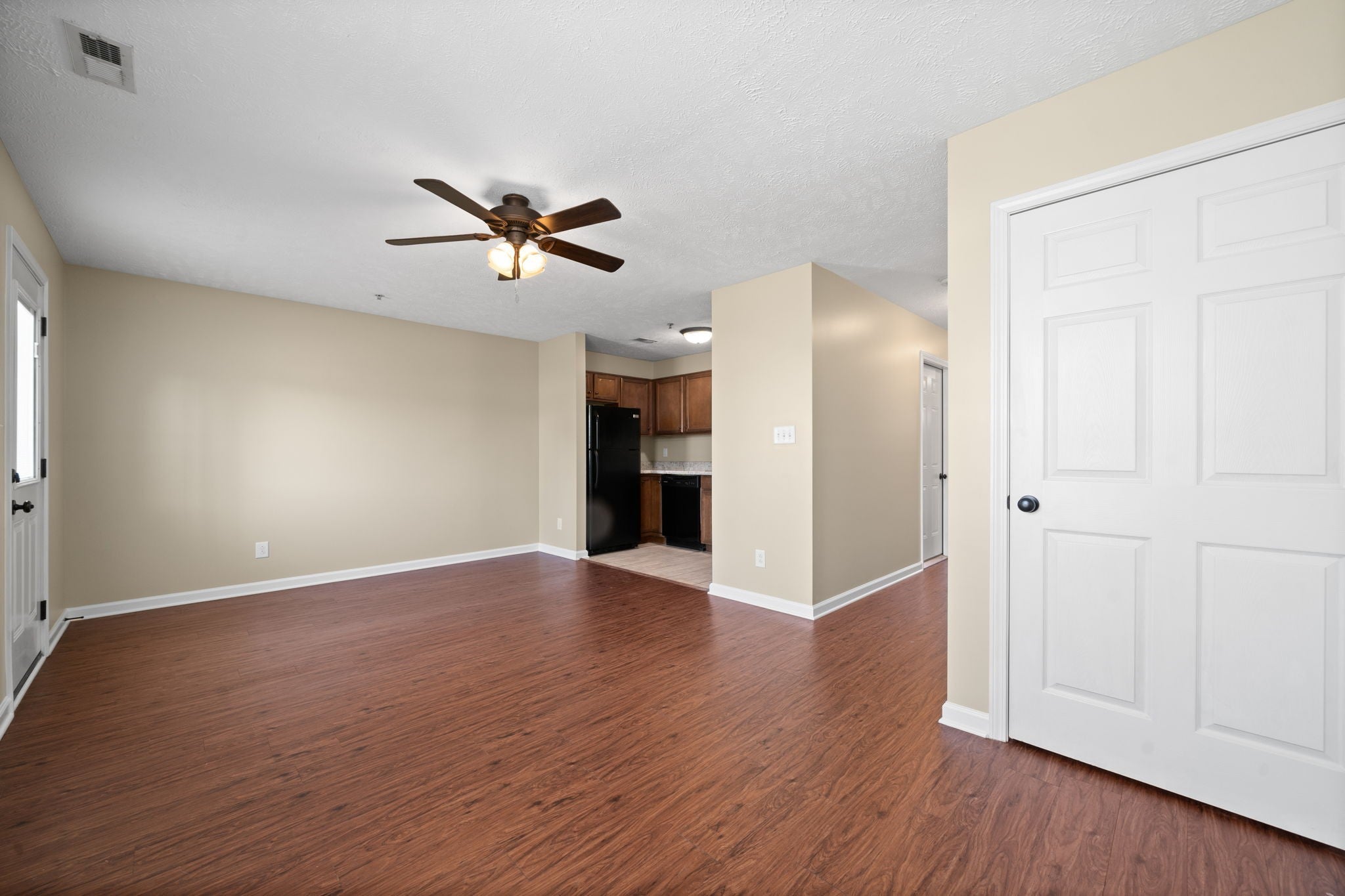 2826 Highway 41 S 216