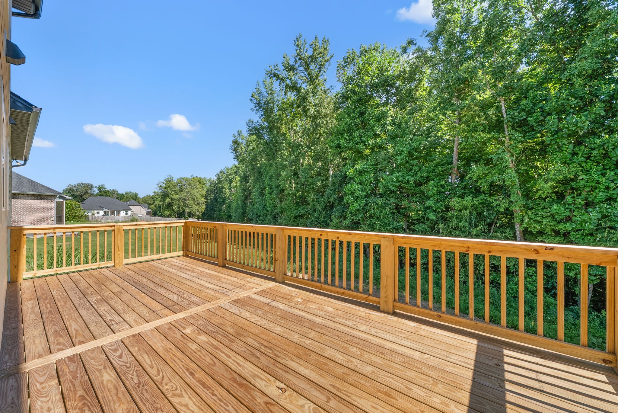 Clarksville, Tennessee 37043, United States, 3 Bedrooms Bedrooms, ,3 BathroomsBathrooms,Residential,Active,182923