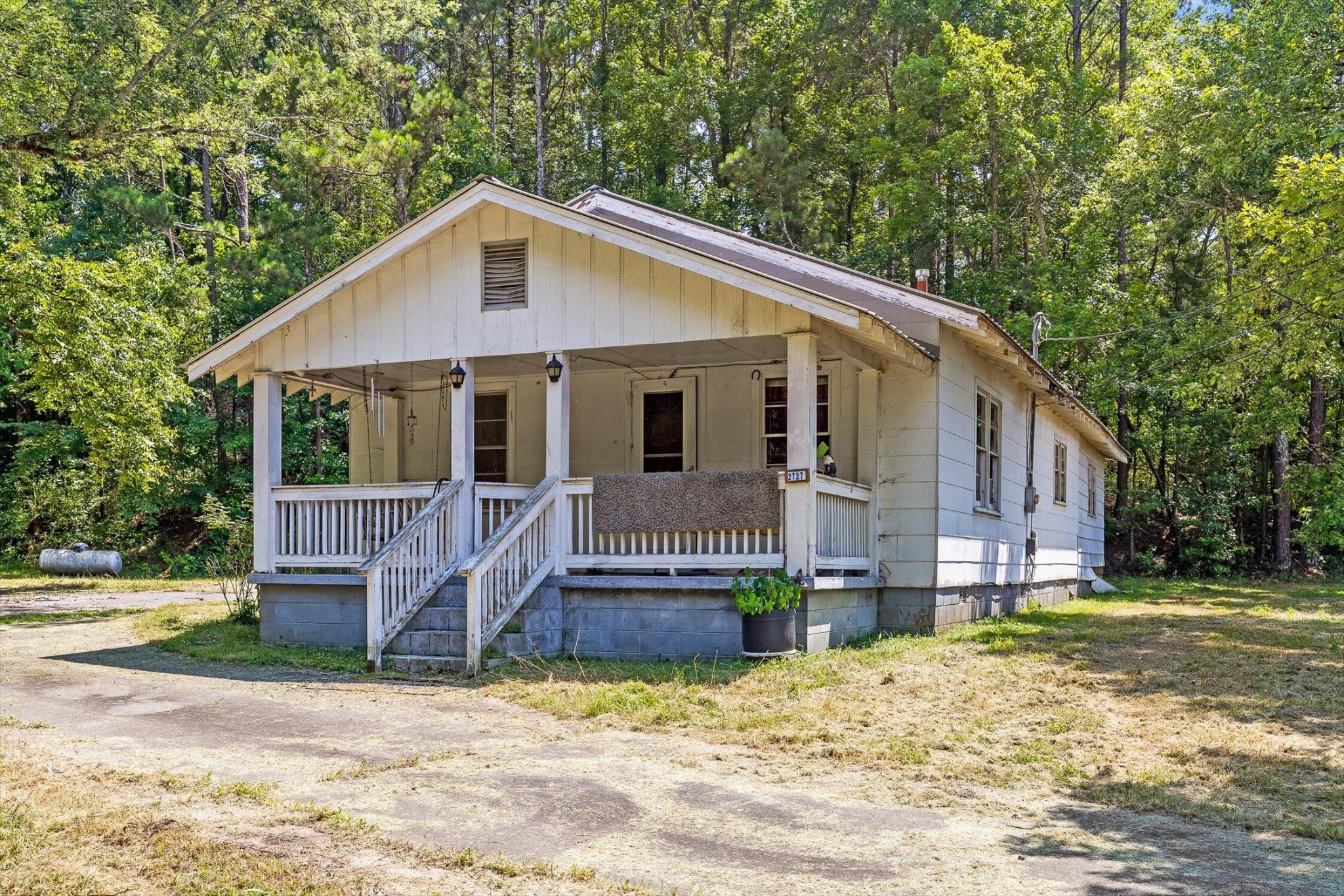 2727 Old Tilton Road