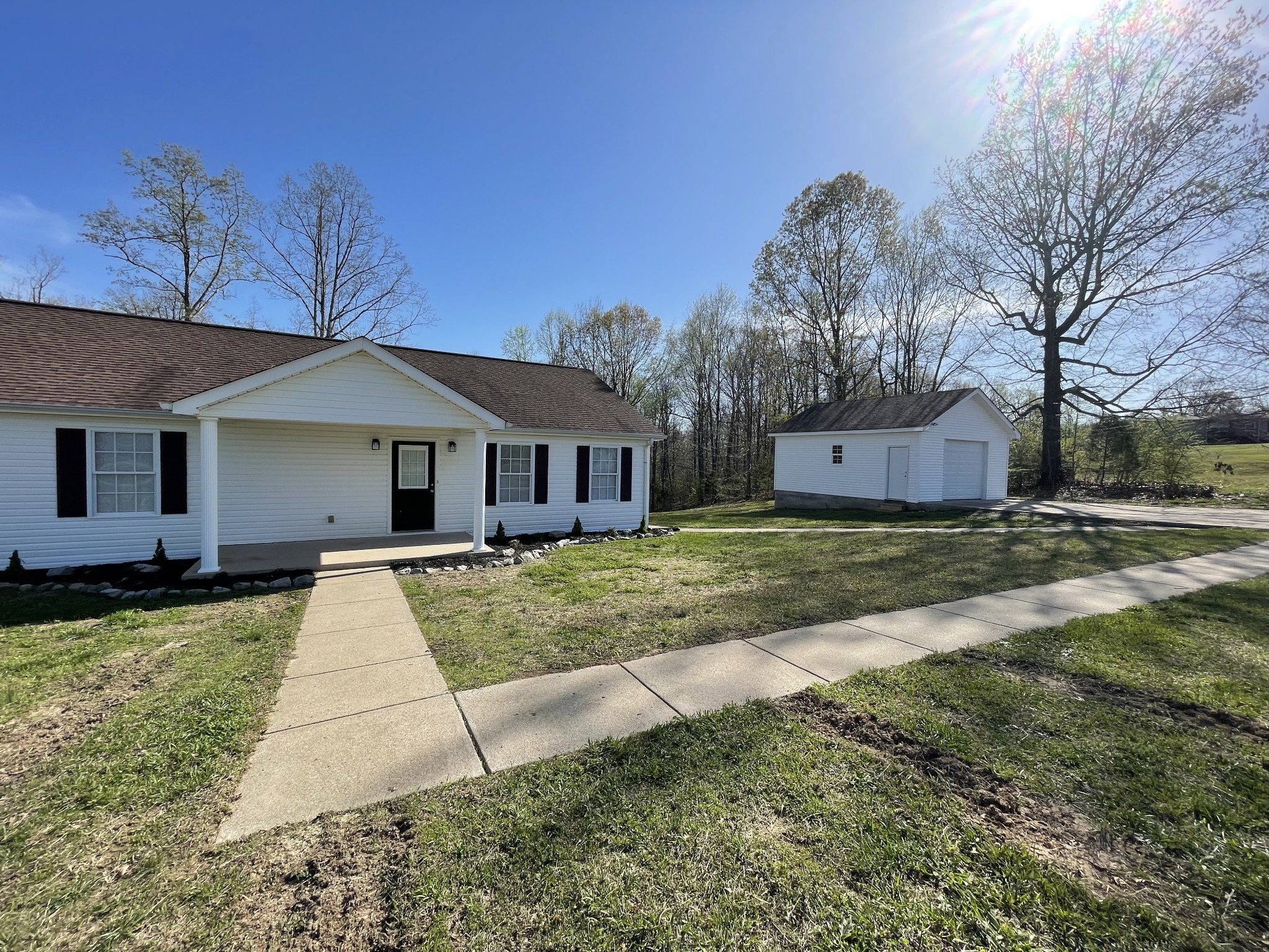 55 Old Schoolhouse Ln