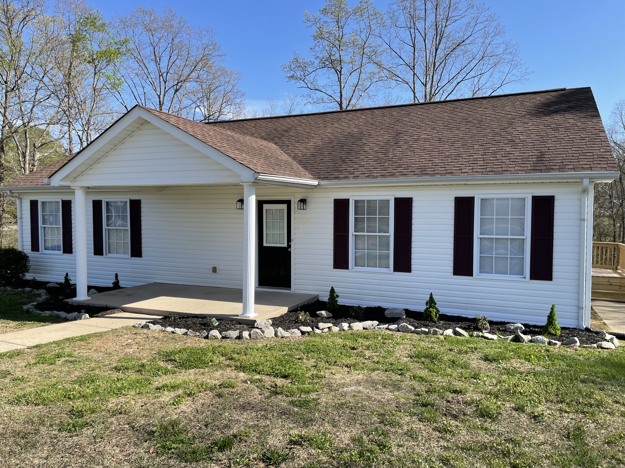 55 Old Schoolhouse Ln