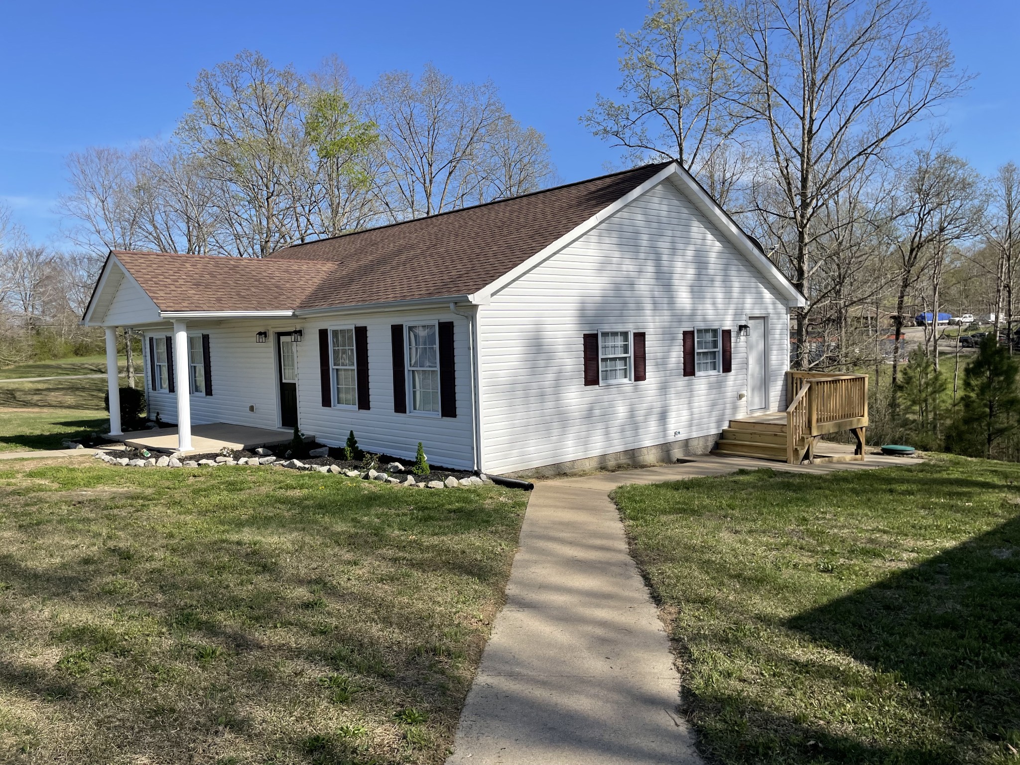 55 Old Schoolhouse Ln