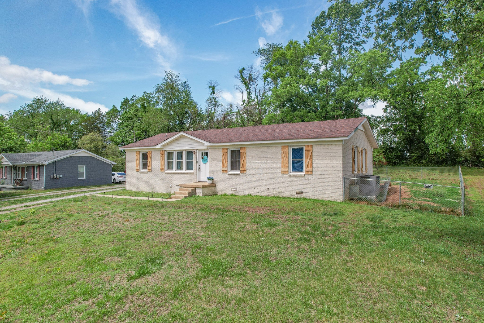 2220 Cherry Dr