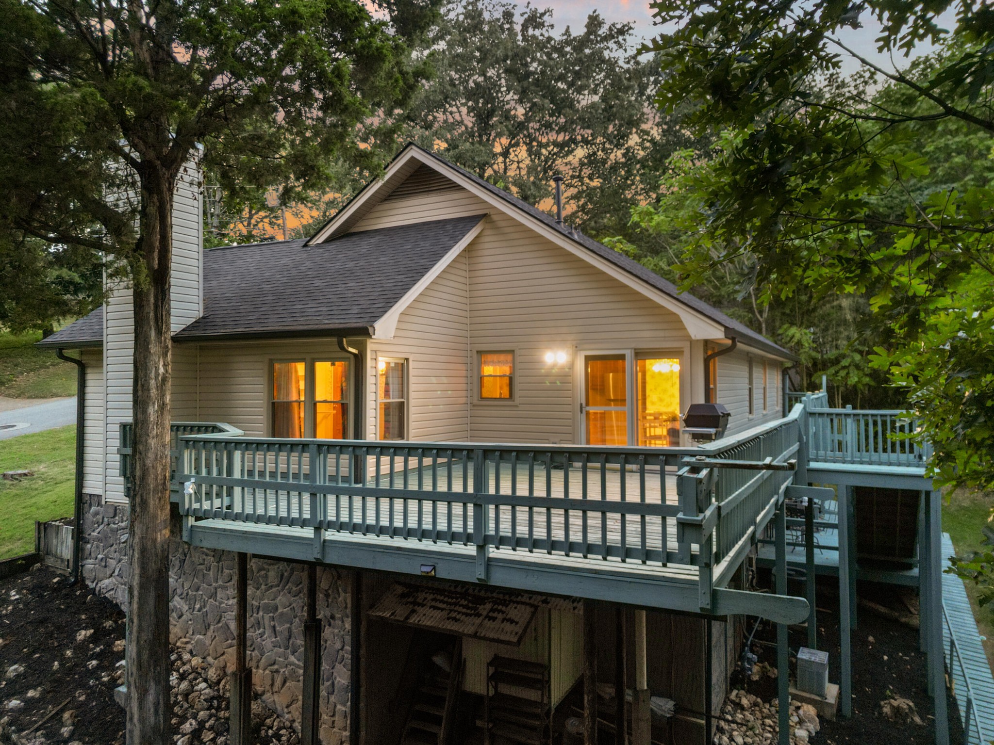 6400 Ridge Lake Road