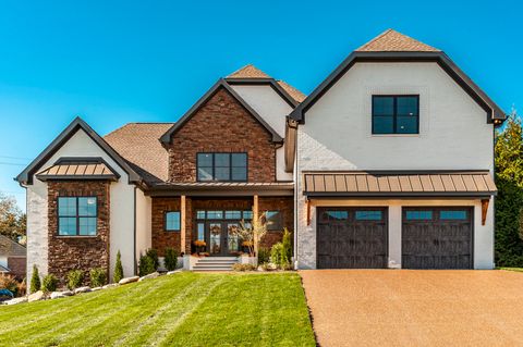 126 Governors Point Blvd Hendersonville TN 37075