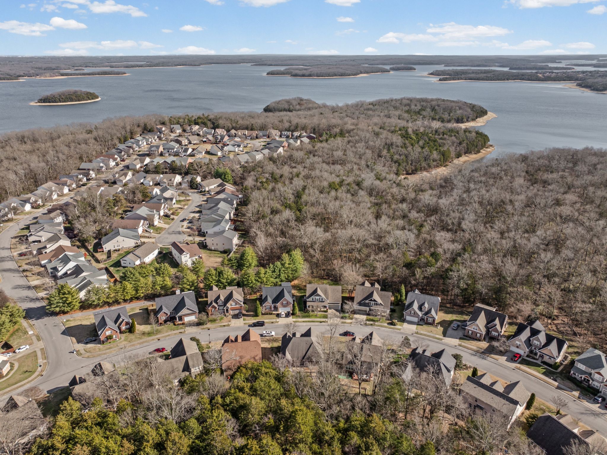 1812 Woodland Pointe Dr